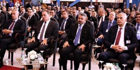 وزير الطيران المدني يكرم عدد من النماذج المتميزة بقطاع الطيران (صور) - الكويت الاخباري