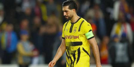 دورتموند يؤجل تمديد عقود نجومه الأربعة - الكويت الاخباري
