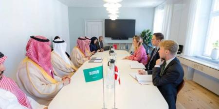 وزير الصناعة يناقش تعزيز التعاون الصناعي والتعديني مع وزيرة الشؤون الاقتصادية الدنماركية - الكويت الاخباري