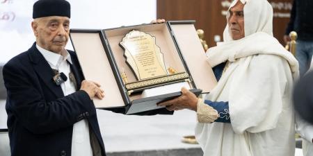 وفد من شيوخ وقبائل غرب ليبيا يعرض مطالبه أمام المستشار صالح في القبة - الكويت الاخباري