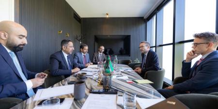 "الخريّف" يناقش مع شركات دنماركية الاستثمار في الصناعة والتعدين - الكويت الاخباري