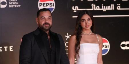 منى زكي اعتذرت.. طارق العريان يكشف أسرارا جديدة عن السلم والتعبان - الكويت الاخباري