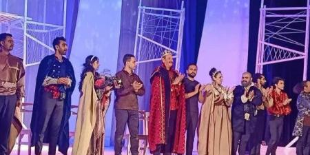 "هاملت بالعربي" يفتتح عروض المسرح الإقليمي بالإسماعيلية - الكويت الاخباري
