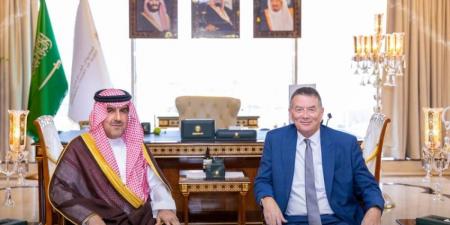رئيس ديوان المحاسبة ورئيس محكمة المدققين بالاتحاد الأوروبي يبحثان سبل التعاون - الكويت الاخباري