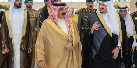 ملك البحرين يصل إلى الرياض للمشاركة في القمة الخليجية الأمريكية - الكويت الاخباري