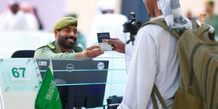 جوازات ميناء جدة تستقبل أولى رحلات ضيوف الرحمن القادمين من السودان لأداء فريضة الحج - الكويت الاخباري