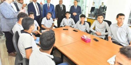 محافظ أسيوط يشهد فعاليات البرامج التدريبية المتخصصة لتأهيل شباب الخريجين على الوظائف الرقمية - الكويت الاخباري