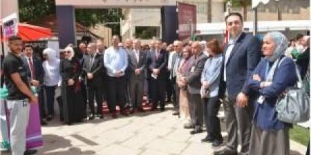 رئيس جامعة البترا يفتتح فعاليات اليوم الوظيفي الخامس عشر بمشاركة أكثر من 50 شركة ومؤسسة أردنية وأكثر من 300 فرصة عمل - الكويت الاخباري