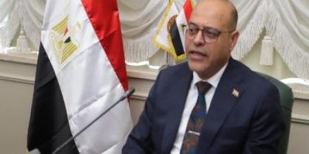 وزير العمل يوفر 107 وظيفة لعمال مصريين للعمل في شركات بالأردن - الكويت الاخباري
