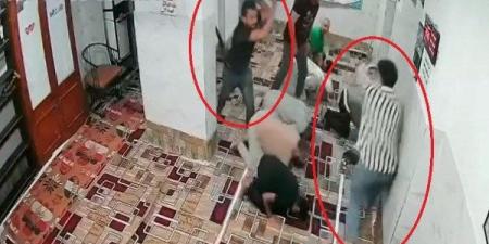 كاميرات مراقبة كلمة السر.. القصة الكاملة لـ مشاجرة مسجد السلام - الكويت الاخباري