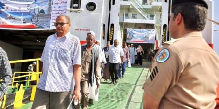 حرس الحدود يستقبل أولى رحلات ضيوف الرحمن القادمين لأداء فريضة الحج - الكويت الاخباري