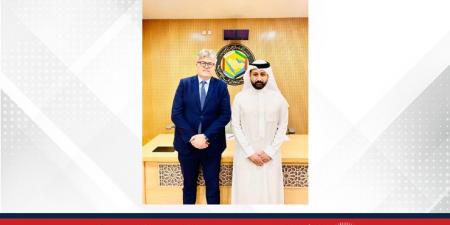رئيس قطاع الشؤون القانونية والقائم بأعمال رئيس قطاع شؤون مجلس التعاون بوزارة الخارجية يجتمع مع نائب مدير عام المديرية العامة للشرق الأوسط وشمال أفريقيا والخليج لدى المفوضية الأوروبية - الكويت الاخباري