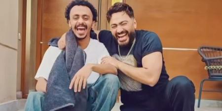 "طرده من بيته".. موقف طريف بين نجم الجيل وكزبرة - الكويت الاخباري