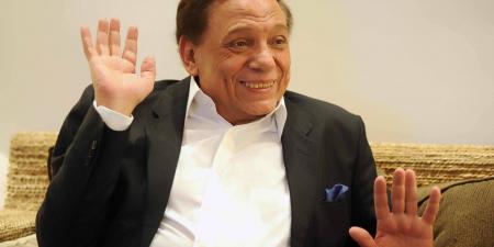 عيد ميلاد عادل إمام .. مشوار زعيم الفن وحكاية تحديه للجماعات التكفيرية فى أسيوط - الكويت الاخباري
