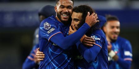 تشيلسي يتغلب على يونايتد ليحافظ على آماله في التأهل لدوري الأبطال - الكويت الاخباري