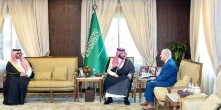 نائب أمير عسير يبحث مع قنصل الجزائر تعزيز العلاقات والتعاون - الكويت الاخباري