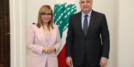 لميس الحديدي تحاور الرئيس اللبناني في "كلمة أخيرة"..غدا - الكويت الاخباري