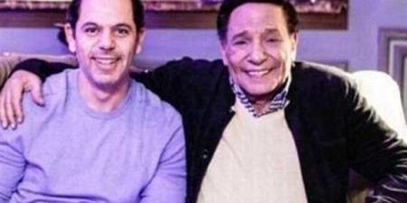 «بهذه الطريقة».. رامي إمام يحتفل بعيد ميلاد والده الزعيم عادل إمام - الكويت الاخباري