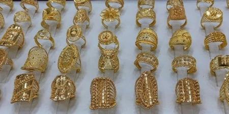 500 جنيه | مفاجأة في سعر الذهب بعد تراجع الدولار دون الـ50 جنيهًا - الكويت الاخباري