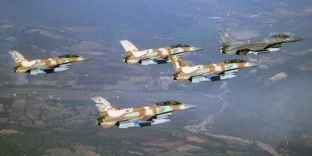 طيران الاحتلال يقصف مدرسة تأوي نازحين بحي الدرج في قطاع غزة - الكويت الاخباري