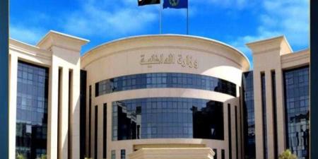 كشف حقيقة فيديو تضمن قيام أحد الأشخاص بالتعدى على سيدة بالسب وتهديدها بسلاح أبيض أسفل محل سكنها بدمياط - الكويت الاخباري