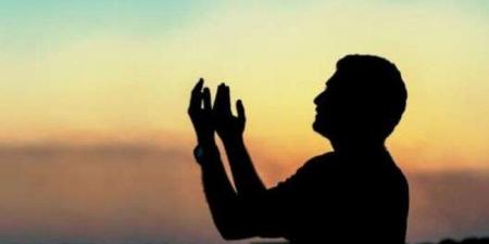 اللَّهُمَّ لكَ أسْلَمْتُ وبِكَ آمَنْتُ.. دعاء الغروب | ردده الآن - الكويت الاخباري