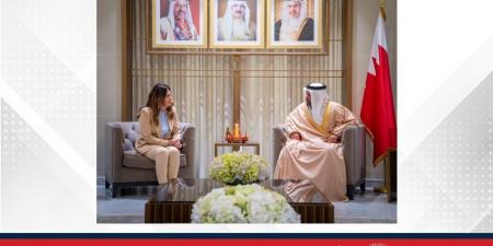 وزير المالية والاقتصاد الوطني يلتقي سفيرة جمهورية صربيا لدى مملكة البحرين - الكويت الاخباري