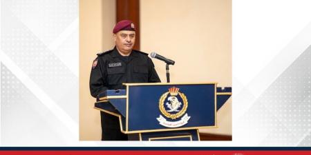 رئيس الأمن العام يحضر حفل تخريج دورة "التدخل السريع واقتحام المباني" ويشيد بالمستوى الاحترافي للمشاركين - الكويت الاخباري