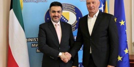 مباحثات بين سفير الكويت ووزير دفاع البوسنة لتفعيل الاتفاقيات الثنائية - الكويت الاخباري