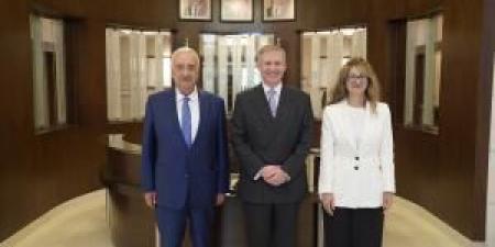 محطة جديدة من التقدم… إطلاق 3 برامج دكتوراة نوعية ومستضافة لجامعة بيدفوردشير البريطانية في "الشرق الأوسط" - الكويت الاخباري