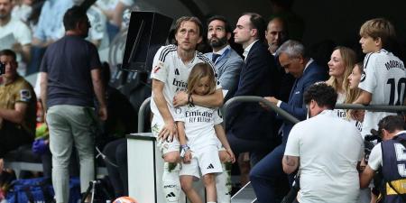 مودريتش مودعًا جماهير ريال مدريد لقد حانت اللحظة التي لم أتمناها - الكويت الاخباري