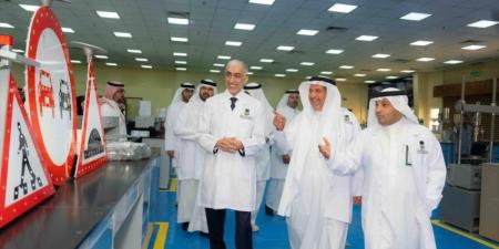 وزير المواصلات البحريني يزور المركز السعودي لأبحاث الطرق ومعدات المسح والتقييم - الكويت الاخباري