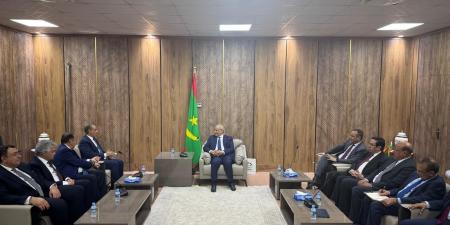 وزير الخارجية والهجرة يلتقي في نواكشوط برئيس البرلمان الموريتاني - الكويت الاخباري