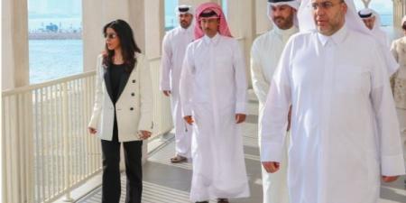 وزيرة الأشغال الكويتية تزور ميناء حمد ومحطة السفن السياحية في قطر - الكويت الاخباري