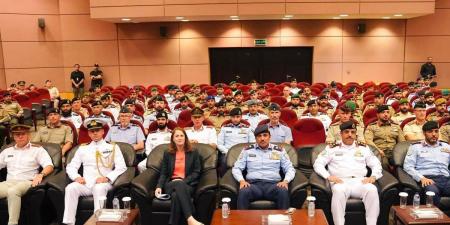 سفيرة بريطانيا تحاضر بكلية الأركان عن «عمليات الاستقرار» - الكويت الاخباري