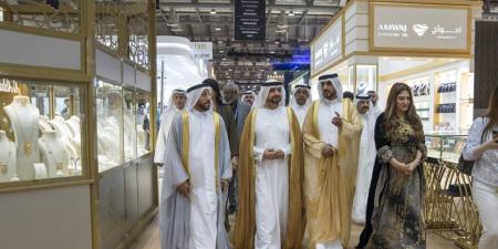 عبدالله بن سالم يفتتح «الشرق الأوسط للساعات والمجوهرات» - الكويت الاخباري