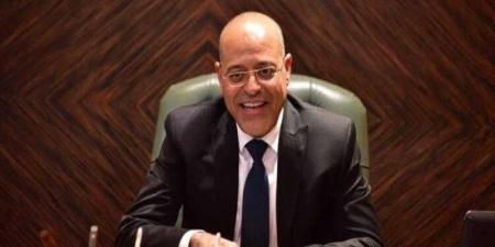 وزير العمل يتوجه إلى صربيا لفتح أسواق عمل جديدة أمام الكوادر المصرية المدربة - الكويت الاخباري