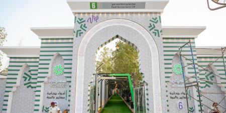 اللمسات النهائية لتجهيزات مخيمات الحجاج في عرفات ومنى | صور - الكويت الاخباري