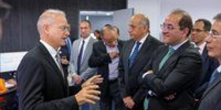 وزير المالية: نعمل على خفض زمن وتكلفة الإفراج الجمركي لتقليل أعباء الإنتاج وتحفيز الاستثمار والتصدير - الكويت الاخباري