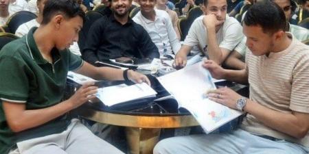 حزب الشعب الجمهوري بملوي يدعم طلاب الثانوية بمراجعات مجانية وجوائز مالية - الكويت الاخباري