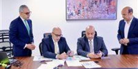 وزير التعليم يتابع امتحانات الدبلومات الفنية من غرفة العمليات المركزية بمقر الوزارة بالعاصمة الإدارية - الكويت الاخباري
