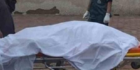 جهات التحقيق تحاول حل لغز العثور علي جثة شاب بترعة المريوطية - الكويت الاخباري