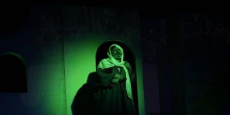 «الطريق».. رسالة مسرحية تكشف عن مكانة الولي وإنسانية السلطان - الكويت الاخباري
