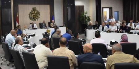 محافظ أسوان: لا تهاون في الحفاظ على أراضي الدولة والتصدى بحزم لكافة التعديات - الكويت الاخباري