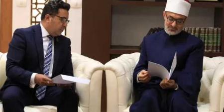 خلال استقباله رئيس حزب الوعي مفتي الجمهورية يؤكد:.العمل الوطني المشترك طريقنا لتحصين الوعي وصون الهوية - الكويت الاخباري