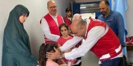 الهلال الأحمر المصرى يقدم دعماً عينياً للأسر الفلسطينية بمستشفيات المنوفية - الكويت الاخباري