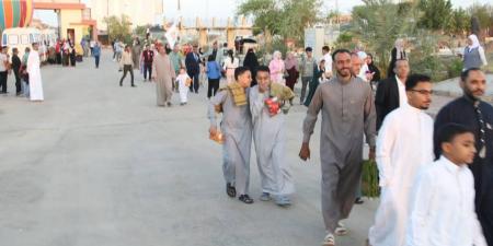 أجواء بهجة العيد تملأ ساحة حديقة 30 يونيو بالوادي الجديد - الكويت الاخباري