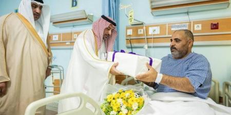وكيل إمارة القصيم يعايد المرضى المنومين بمناسبة عيد الأضحى - الكويت الاخباري