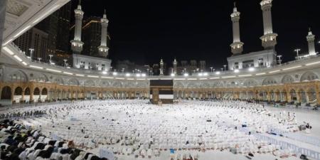 ضيوف الرحمن يؤدون طواف الإفاضة بأجواء إيمانية - الكويت الاخباري