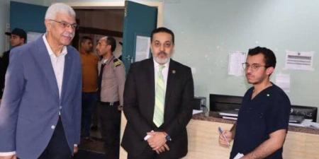 رئيس جامعة المنوفية يتفقد معهد الكبد القومي - الكويت الاخباري